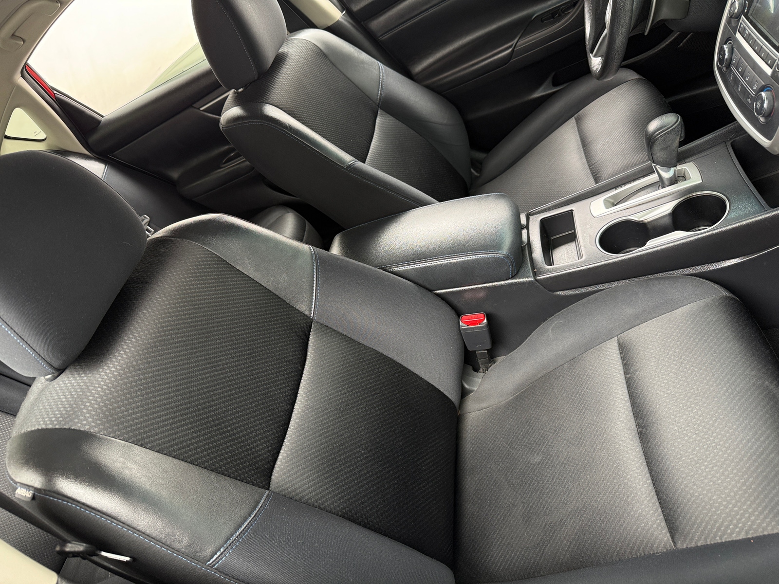 Thumbnail: 2017 Nissan Altima - 2