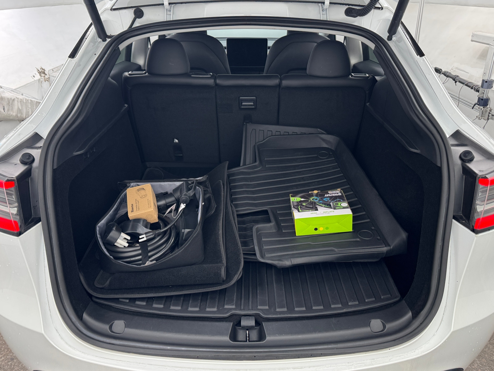 Thumbnail: 2023 Tesla Model Y - 6