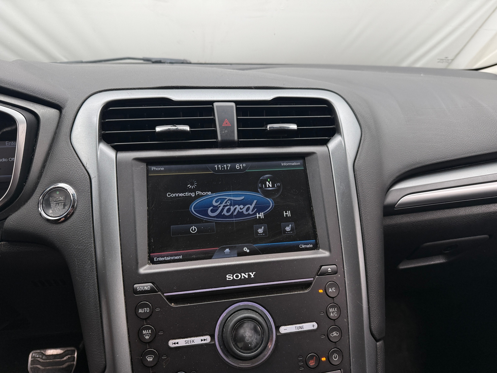 Thumbnail: 2016 Ford Fusion - 3