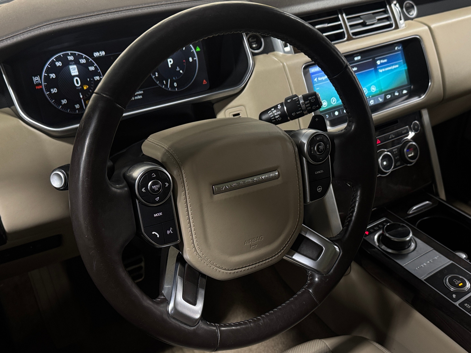 Thumbnail: 2017 Land Rover Range Rover - 4