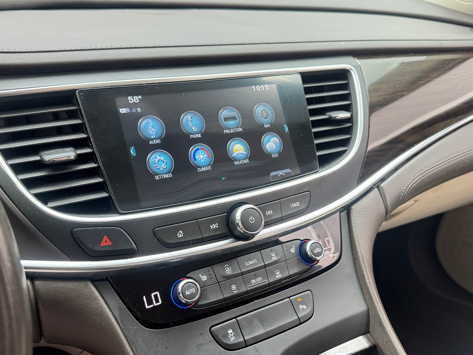 Thumbnail: 2018 Buick LaCrosse - 3