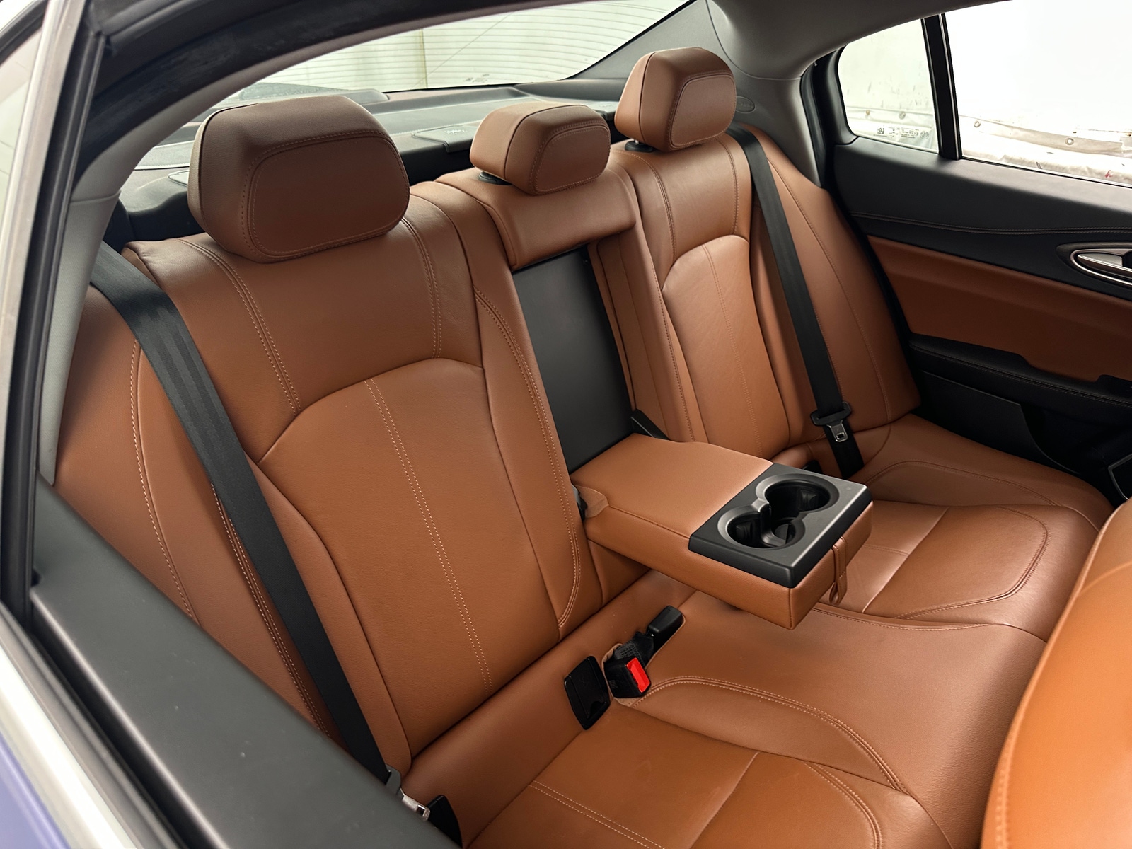 Thumbnail: 2019 Alfa Romeo Giulia - 5