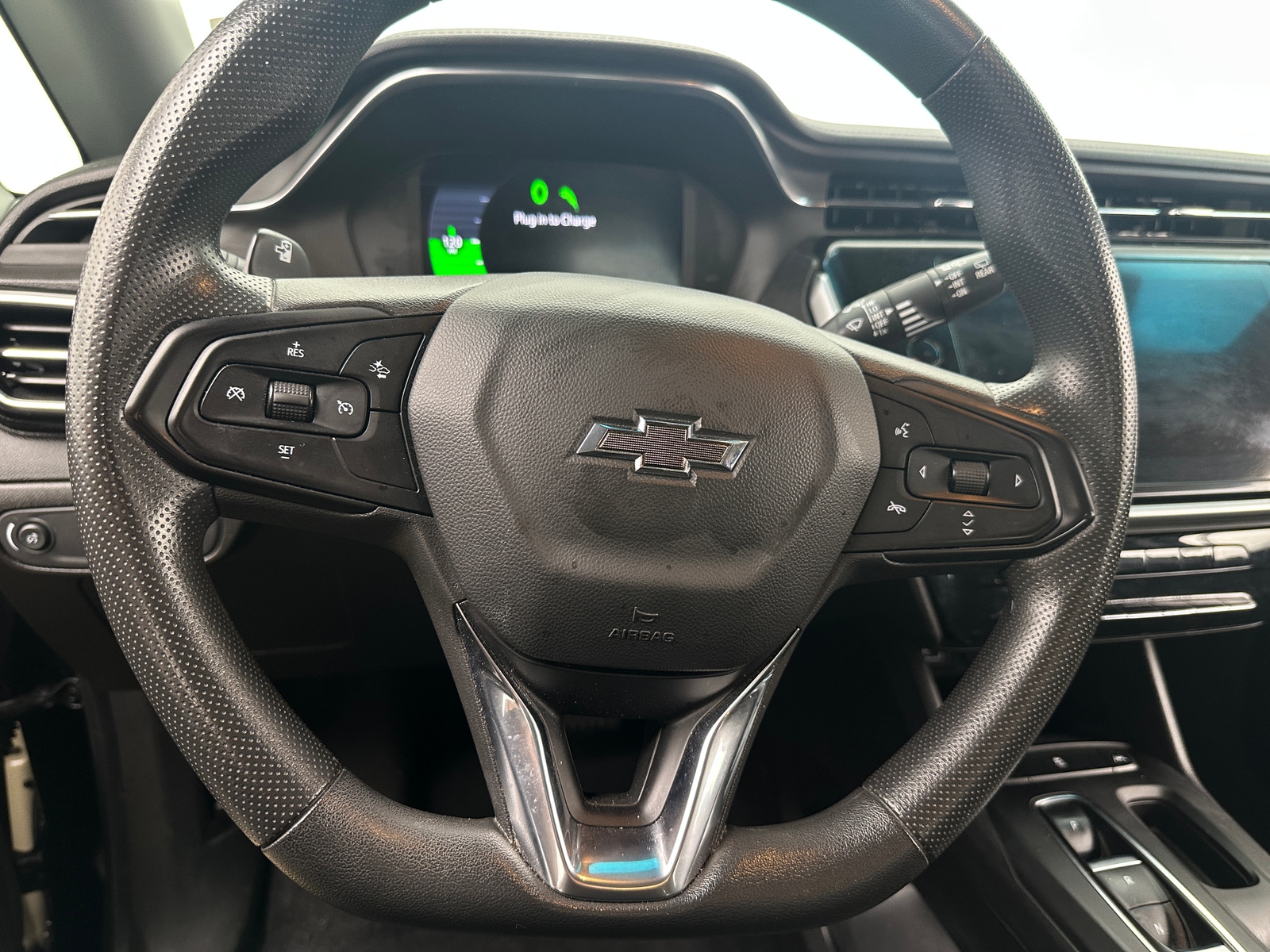 Thumbnail: 2023 Chevrolet Bolt EV - 5