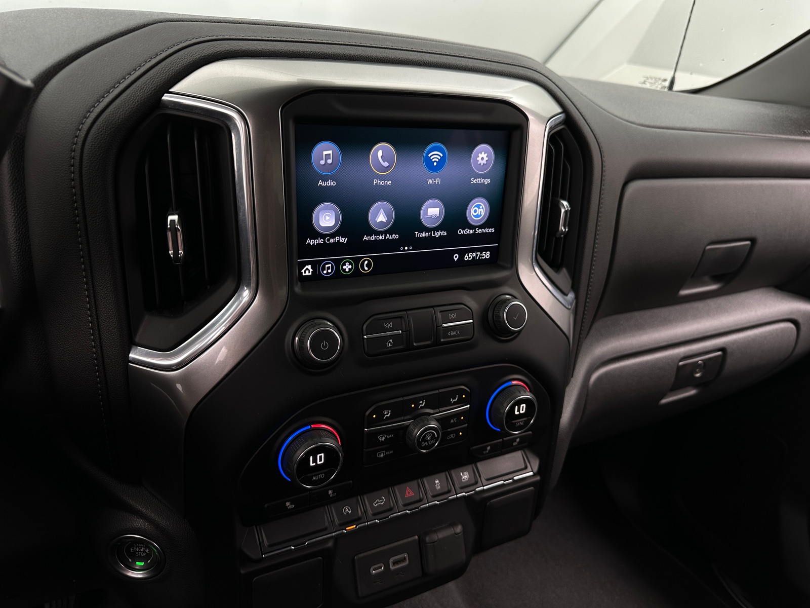 Thumbnail: 2020 Chevrolet Silverado 1500 - 4