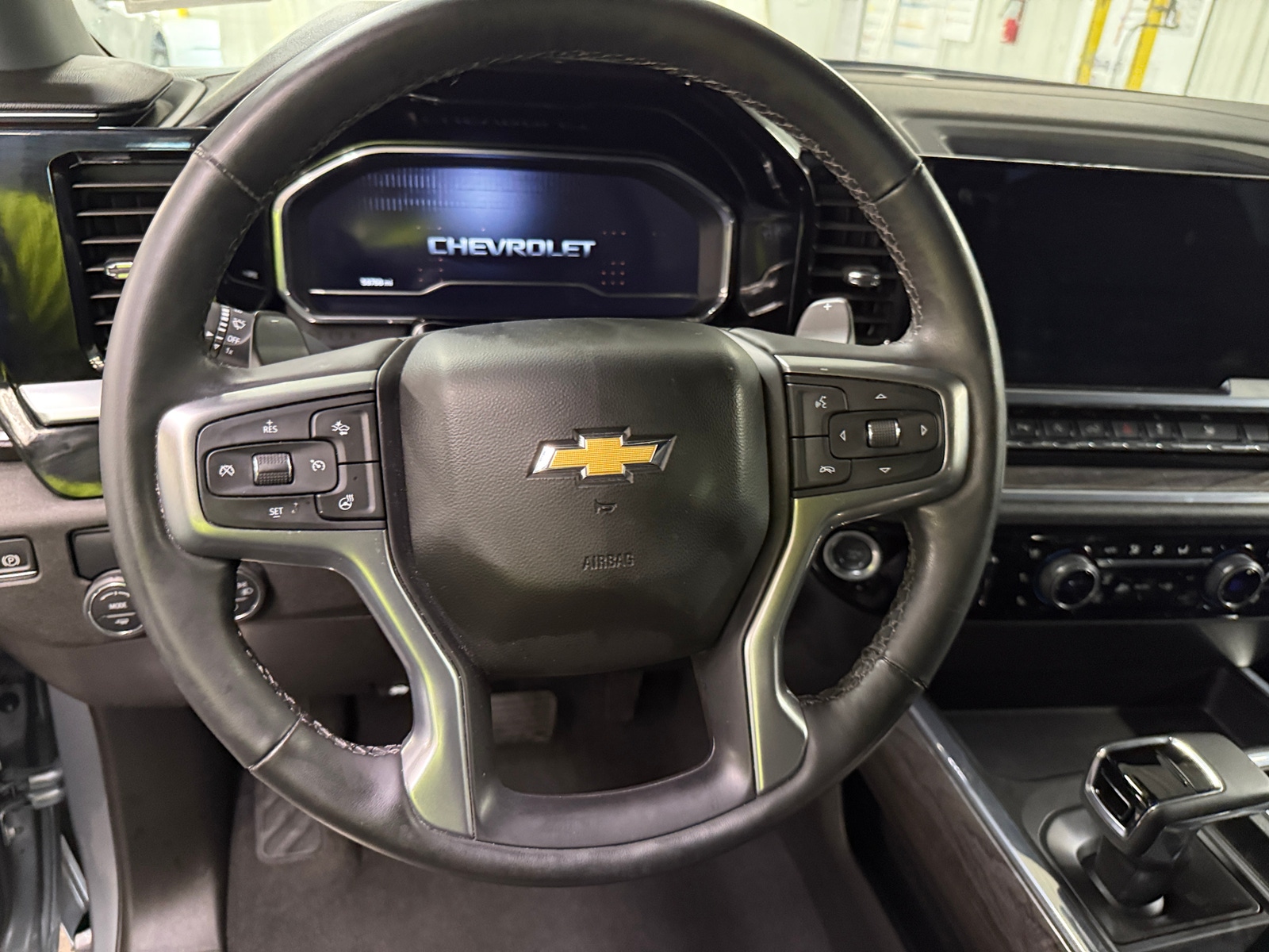 Thumbnail: 2024 Chevrolet Silverado 1500 - 4