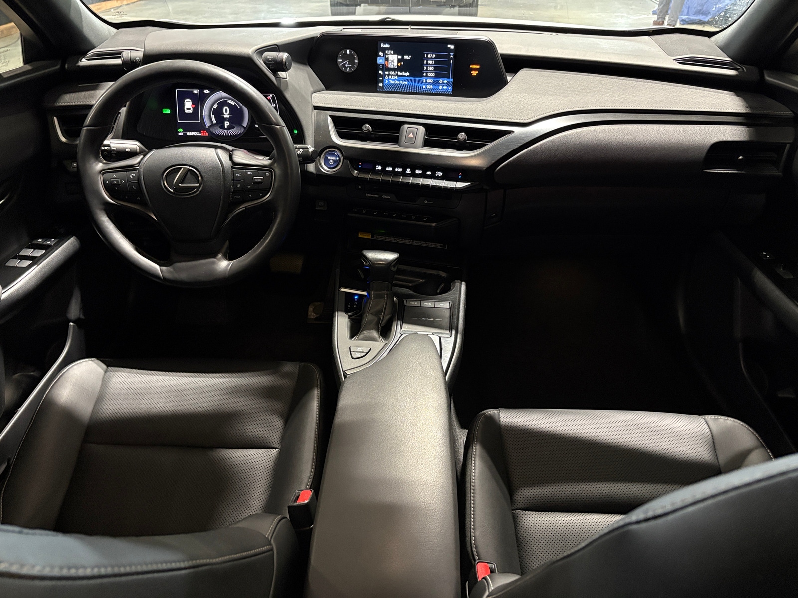 Thumbnail: 2021 Lexus UX - 2