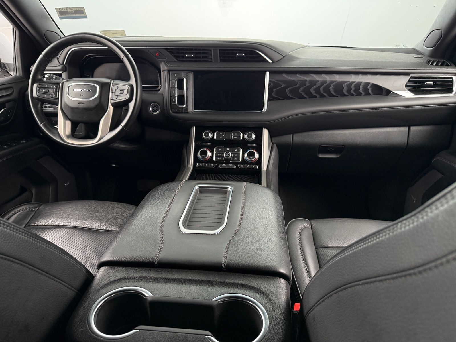 Thumbnail: 2023 GMC Yukon - 2