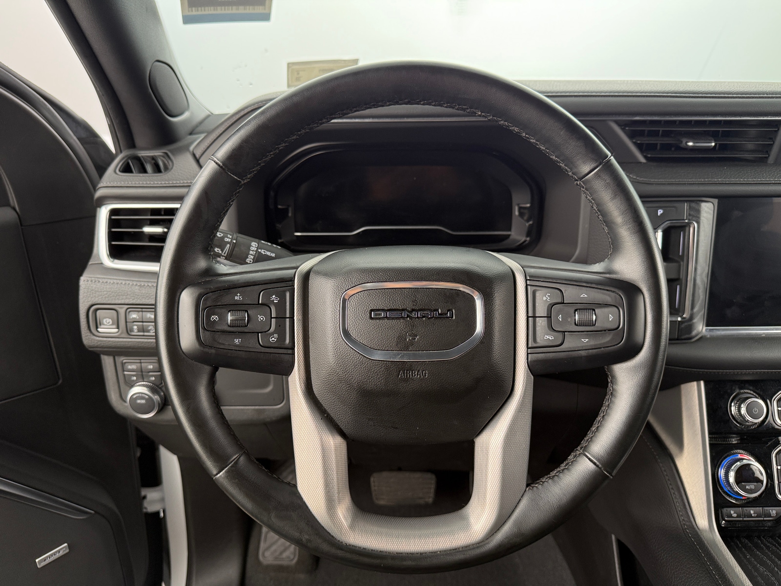 Thumbnail: 2023 GMC Yukon - 4