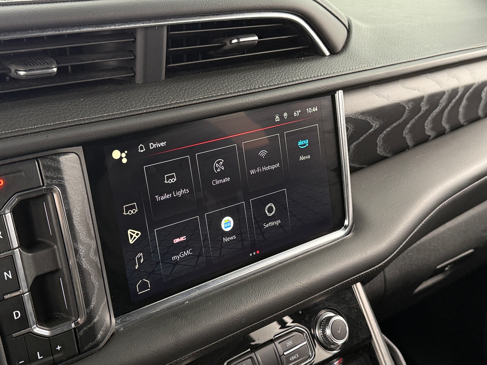 Thumbnail: 2023 GMC Yukon - 3