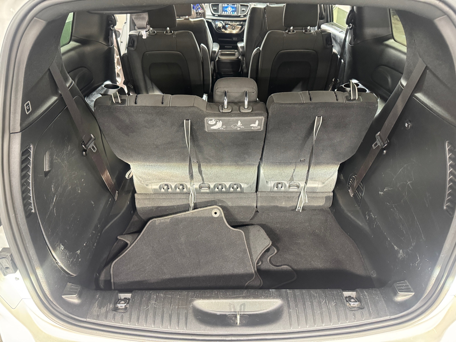 Thumbnail: 2020 Chrysler Pacifica - 7