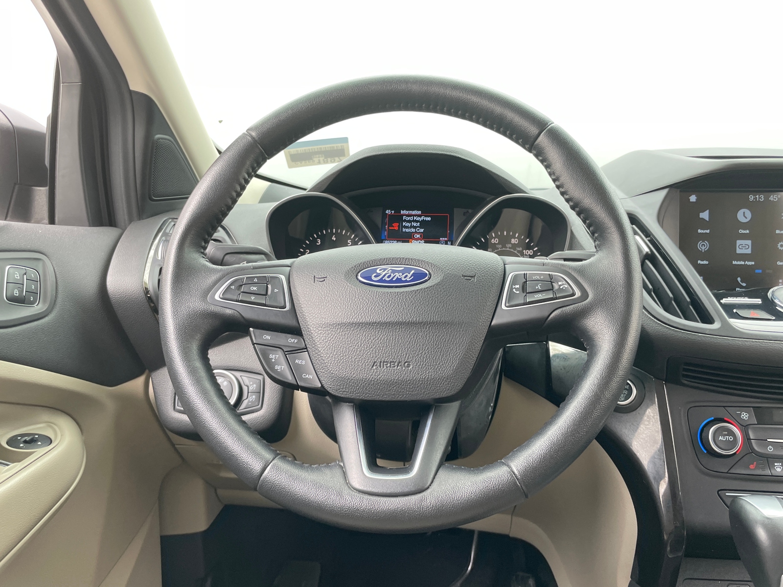 Thumbnail: 2017 Ford Escape - 4