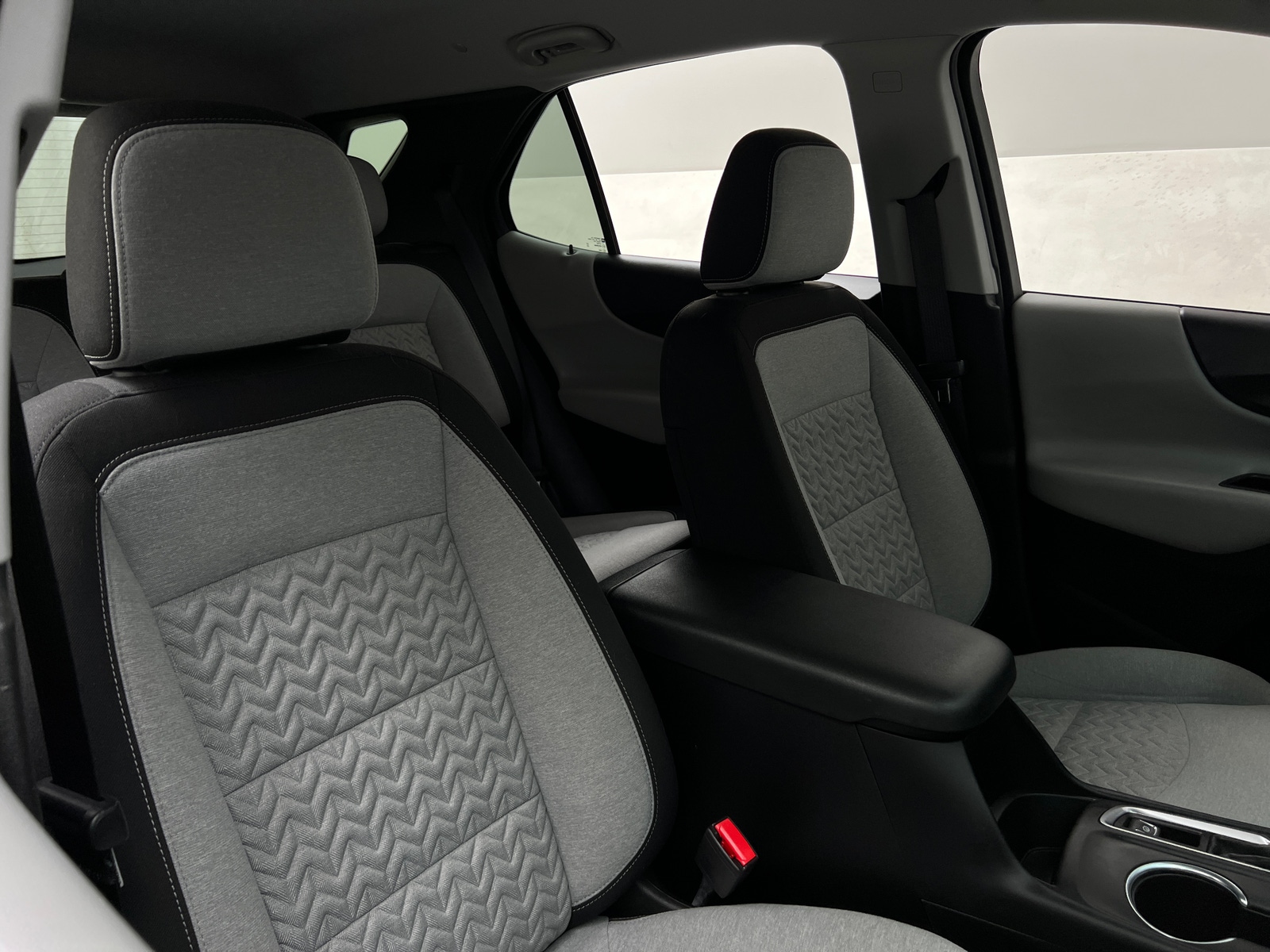 Thumbnail: 2022 Chevrolet Equinox - 2