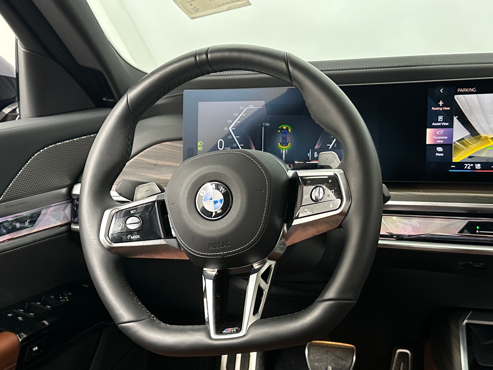 Thumbnail: 2024 BMW 7 Series - 4