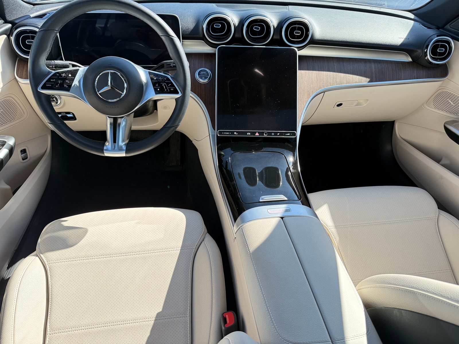 Thumbnail: 2023 Mercedes-Benz C-Class - 2