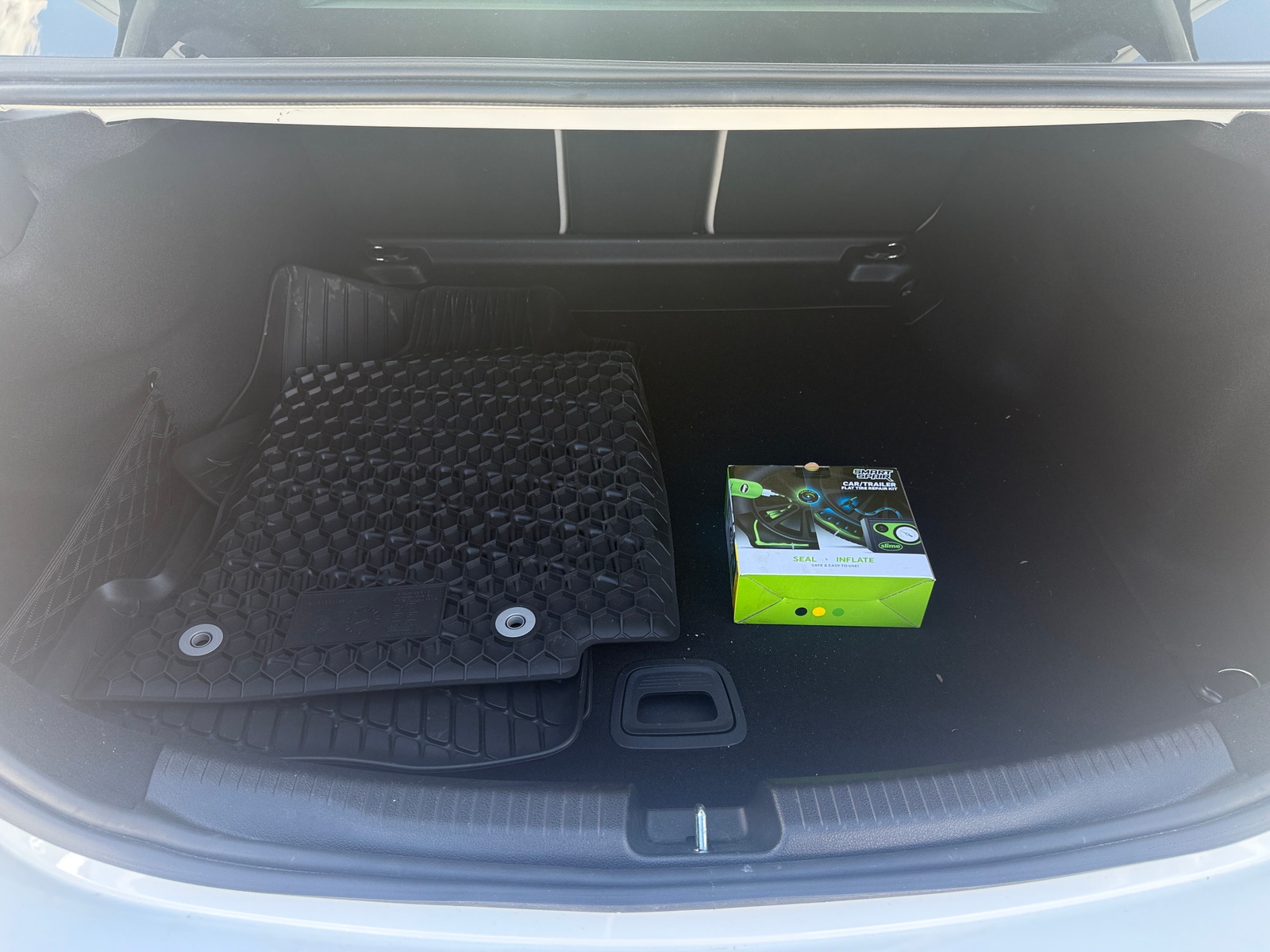 Thumbnail: 2023 Mercedes-Benz C-Class - 6