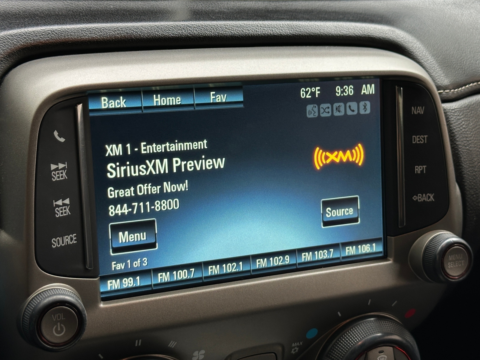 Thumbnail: 2015 Chevrolet Camaro - 3