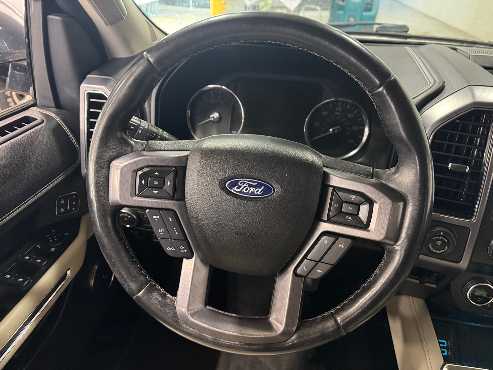 Thumbnail: 2019 Ford Expedition MAX - 4