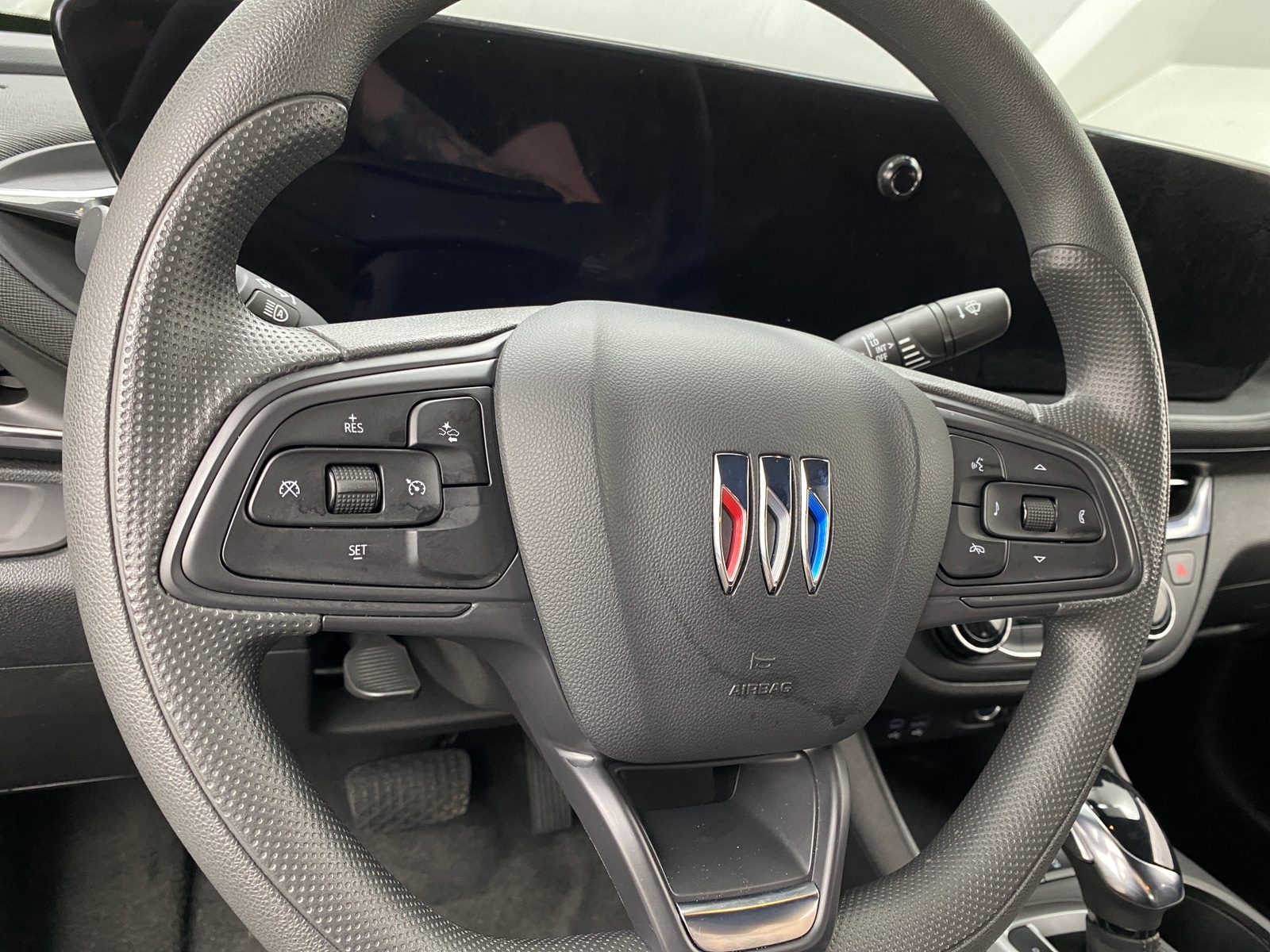 Thumbnail: 2025 Buick Envista - 4