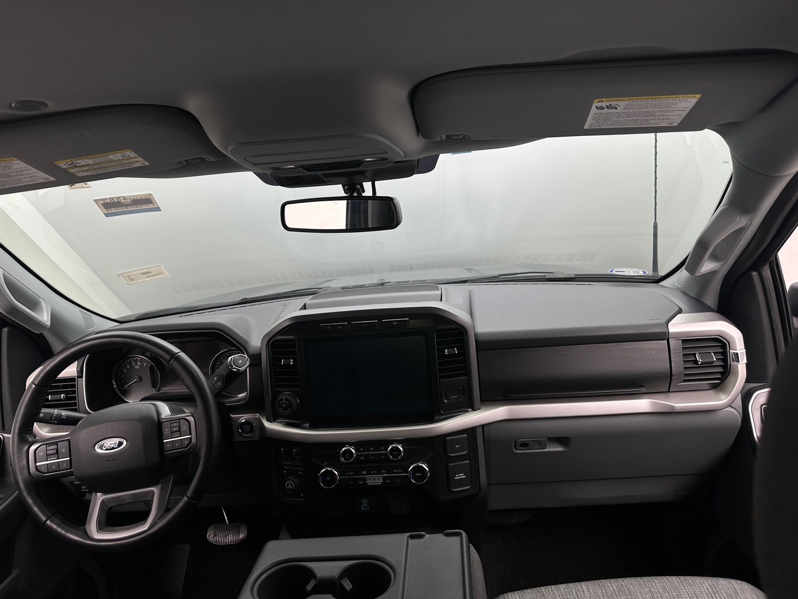 Thumbnail: 2022 Ford Econoline - 3