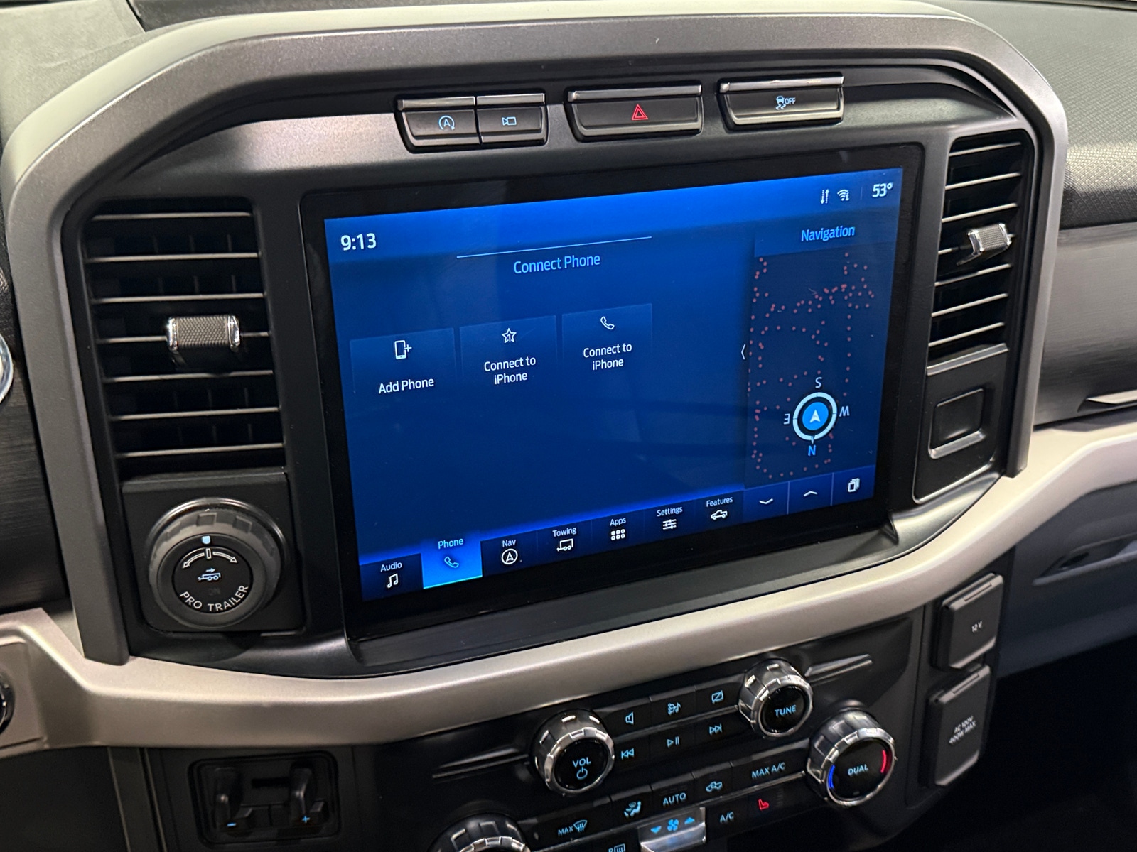 Thumbnail: 2022 Ford Econoline - 4