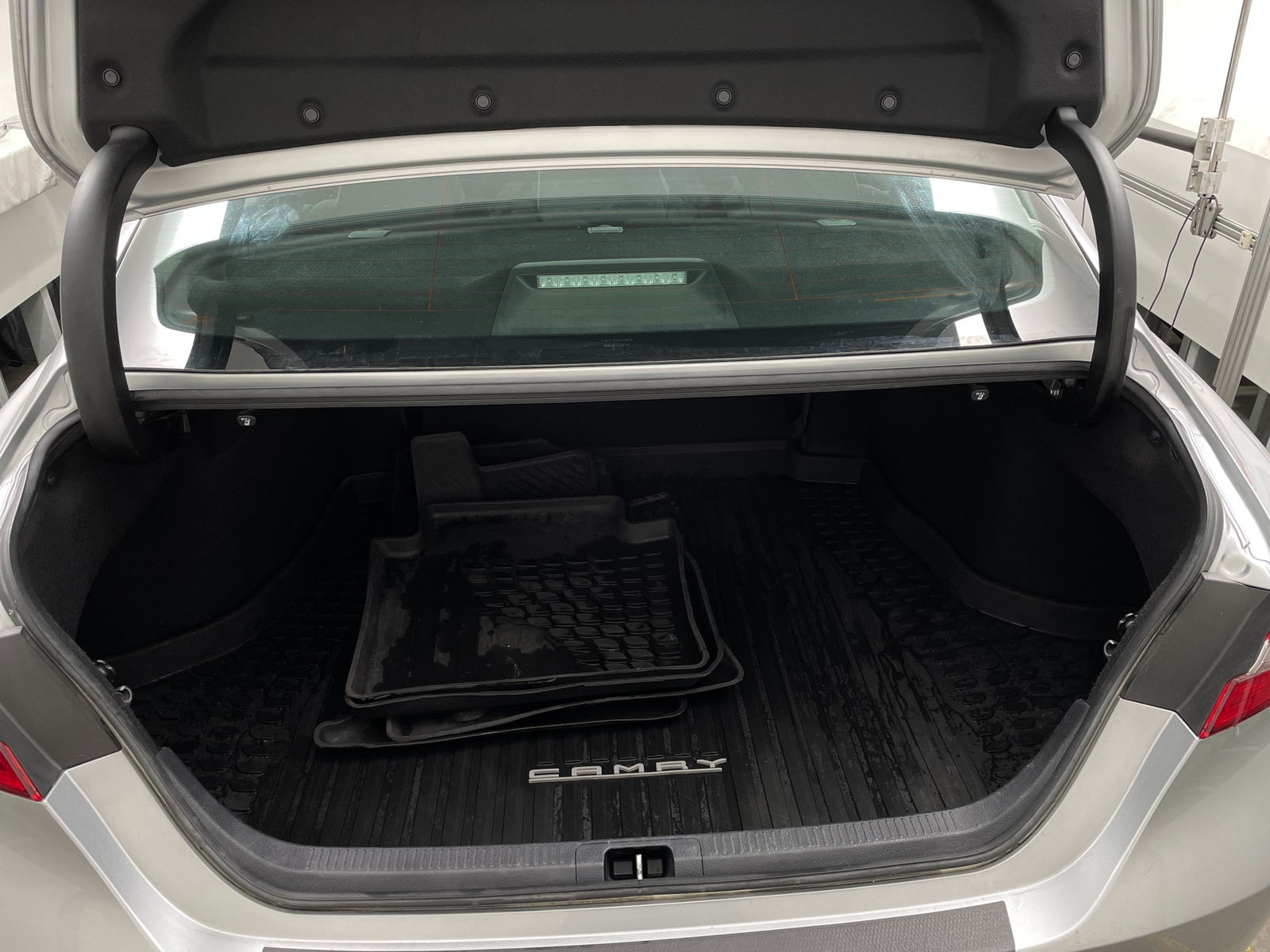 Thumbnail: 2021 Toyota Camry - 6