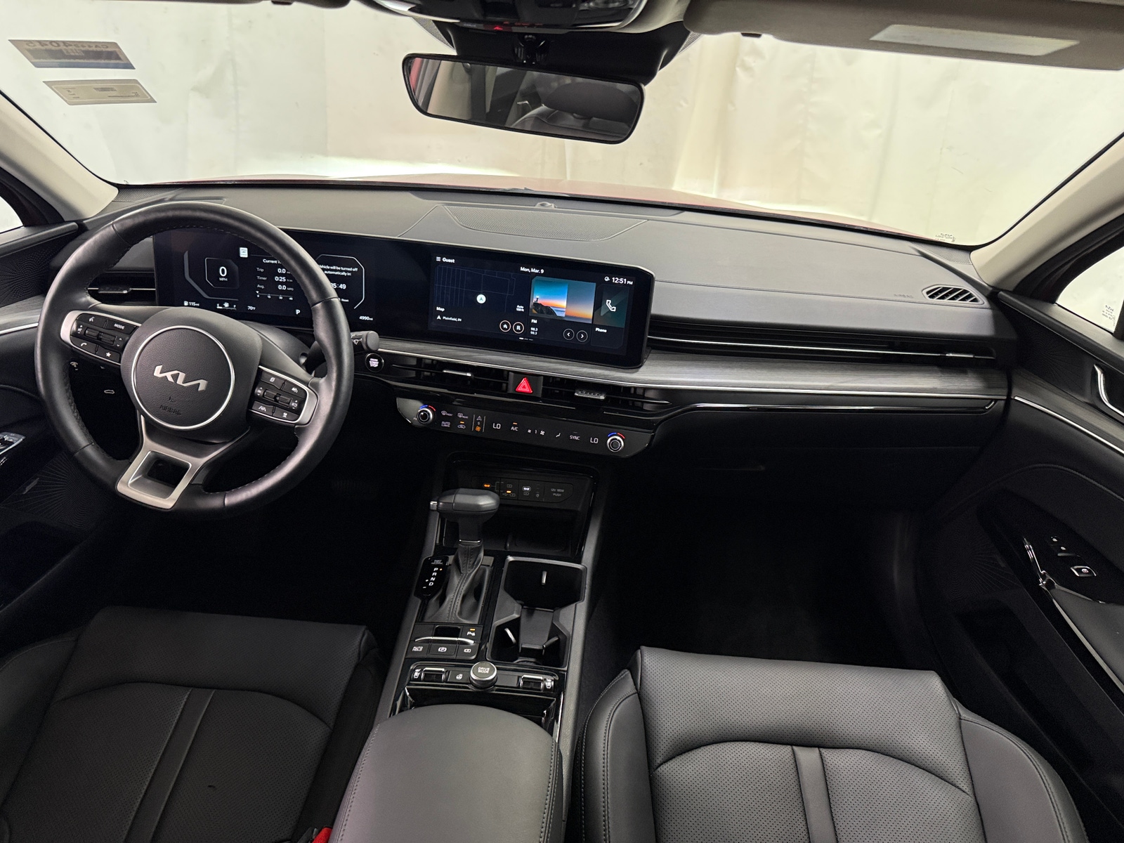 Thumbnail: 2025 Kia K5 - 2