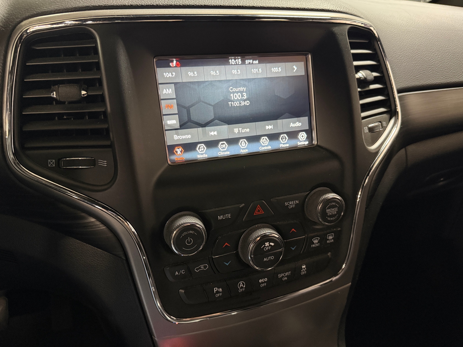 Thumbnail: 2020 Jeep Grand Cherokee - 4