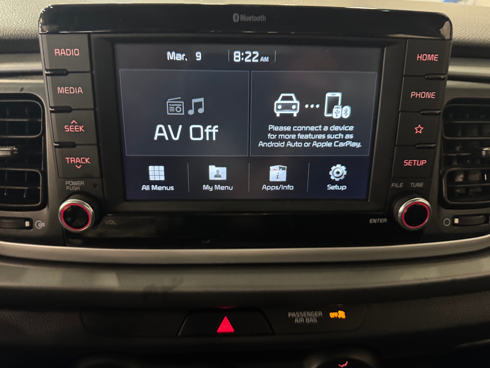 Thumbnail: 2020 Kia Rio - 4