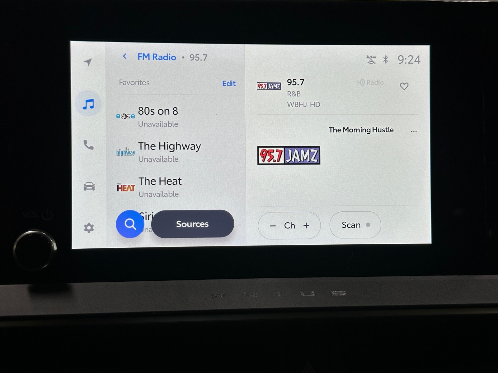 Thumbnail: 2025 Toyota Prius - 4