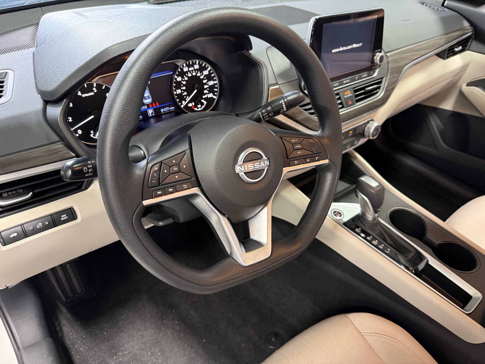 Thumbnail: 2025 Nissan Altima - 5