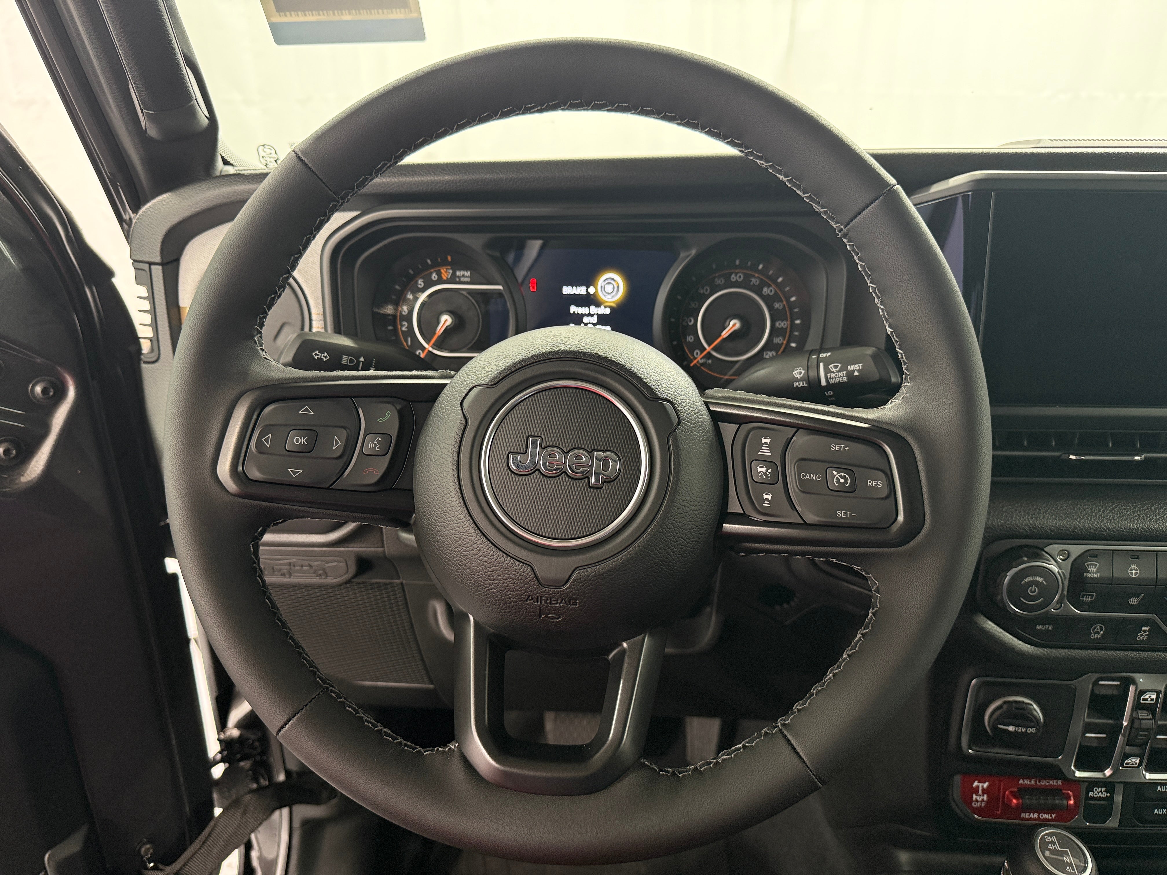 2026 Jeep Gladiator Willys - Photo 2