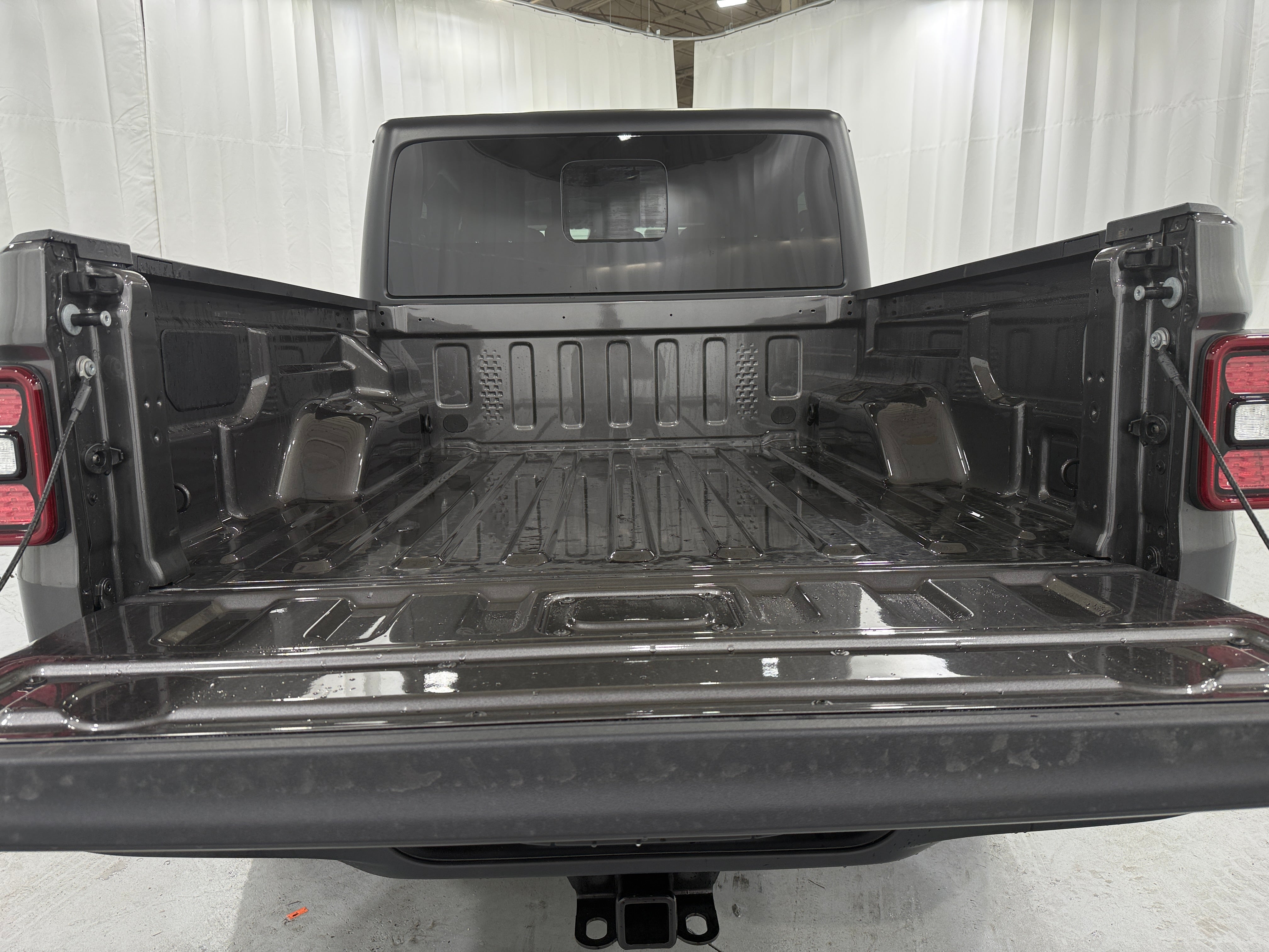 2026 Jeep Gladiator Willys - Photo 9
