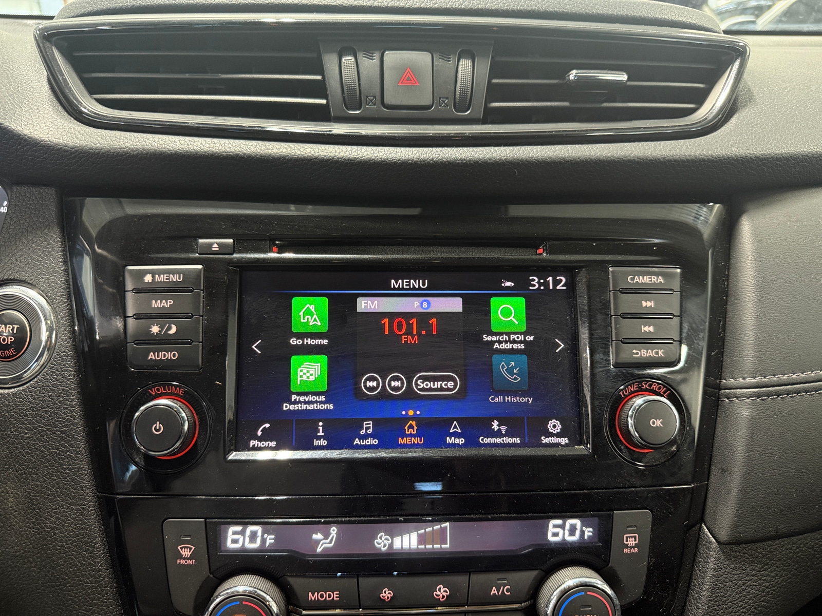 Thumbnail: 2019 Nissan Rogue - 3