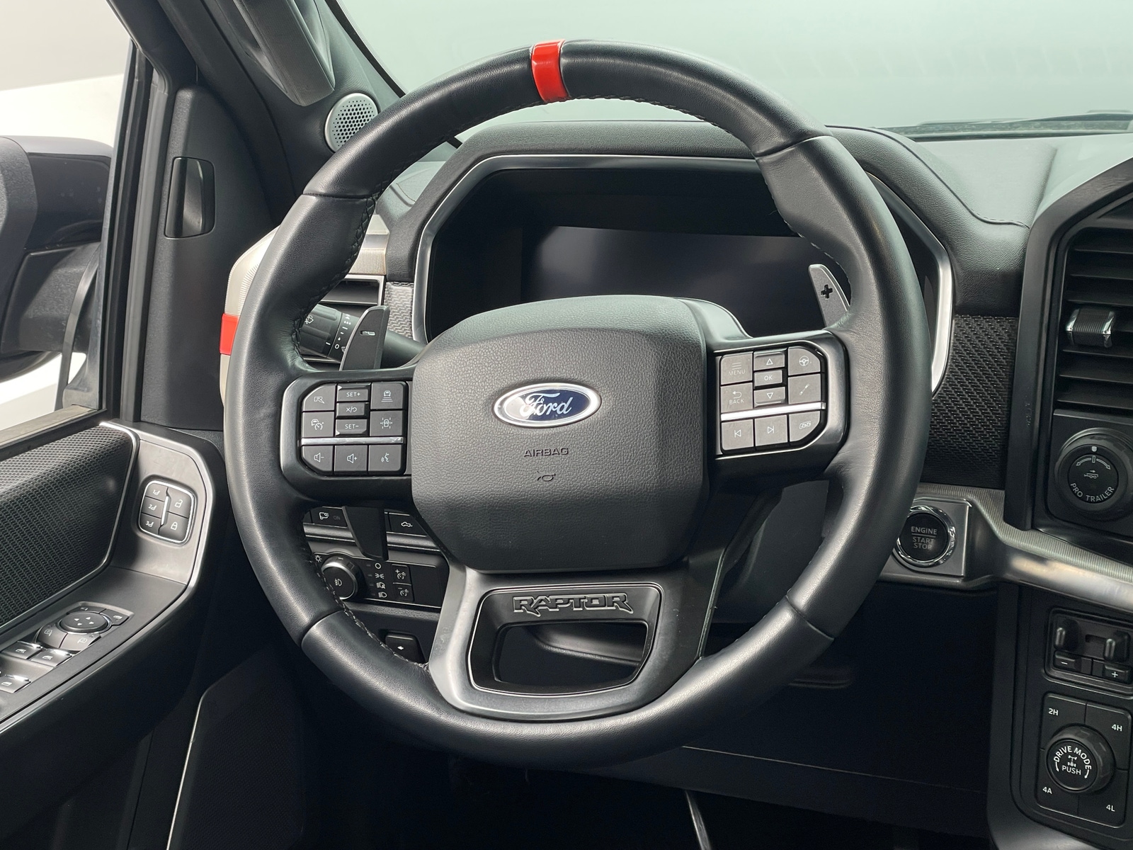 Thumbnail: 2022 Ford Econoline - 4