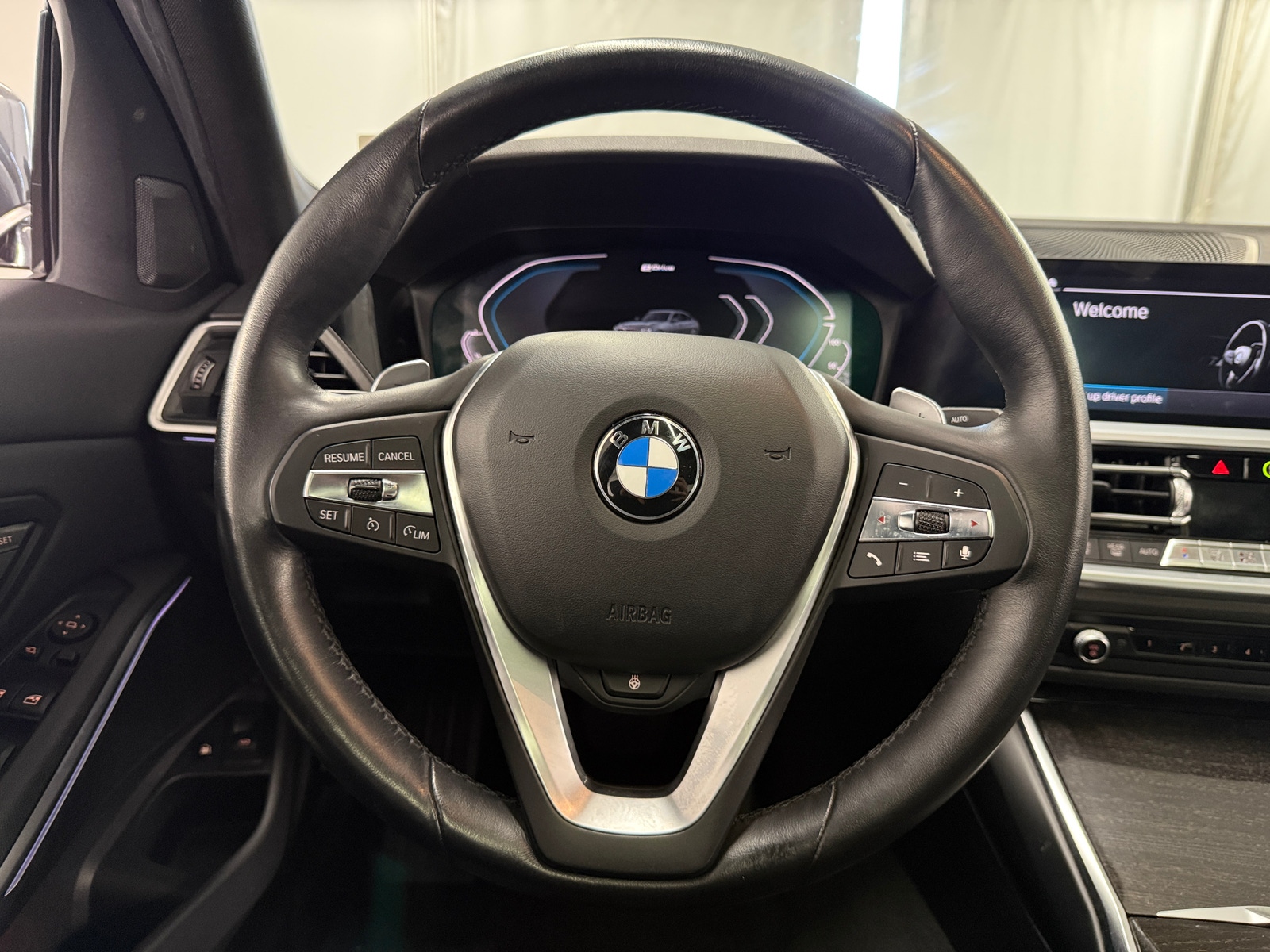 Thumbnail: 2021 BMW 3 Series - 4