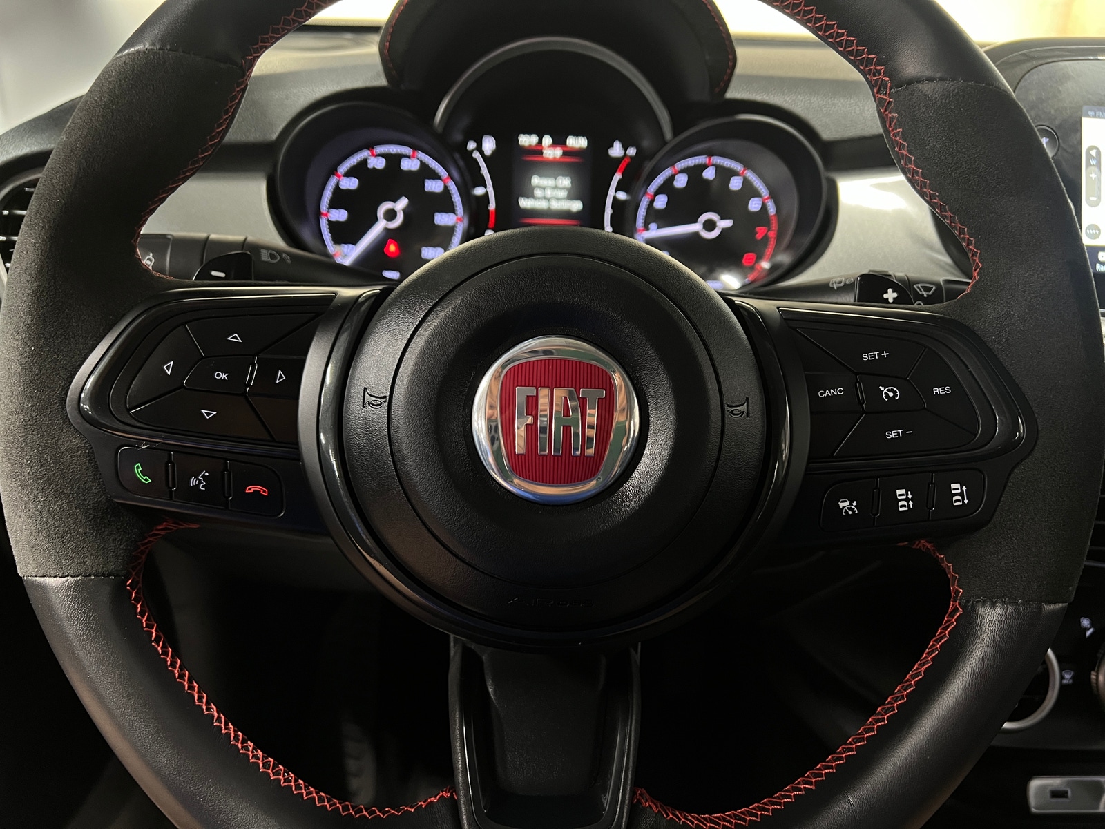 Thumbnail: 2023 Fiat 500X - 5