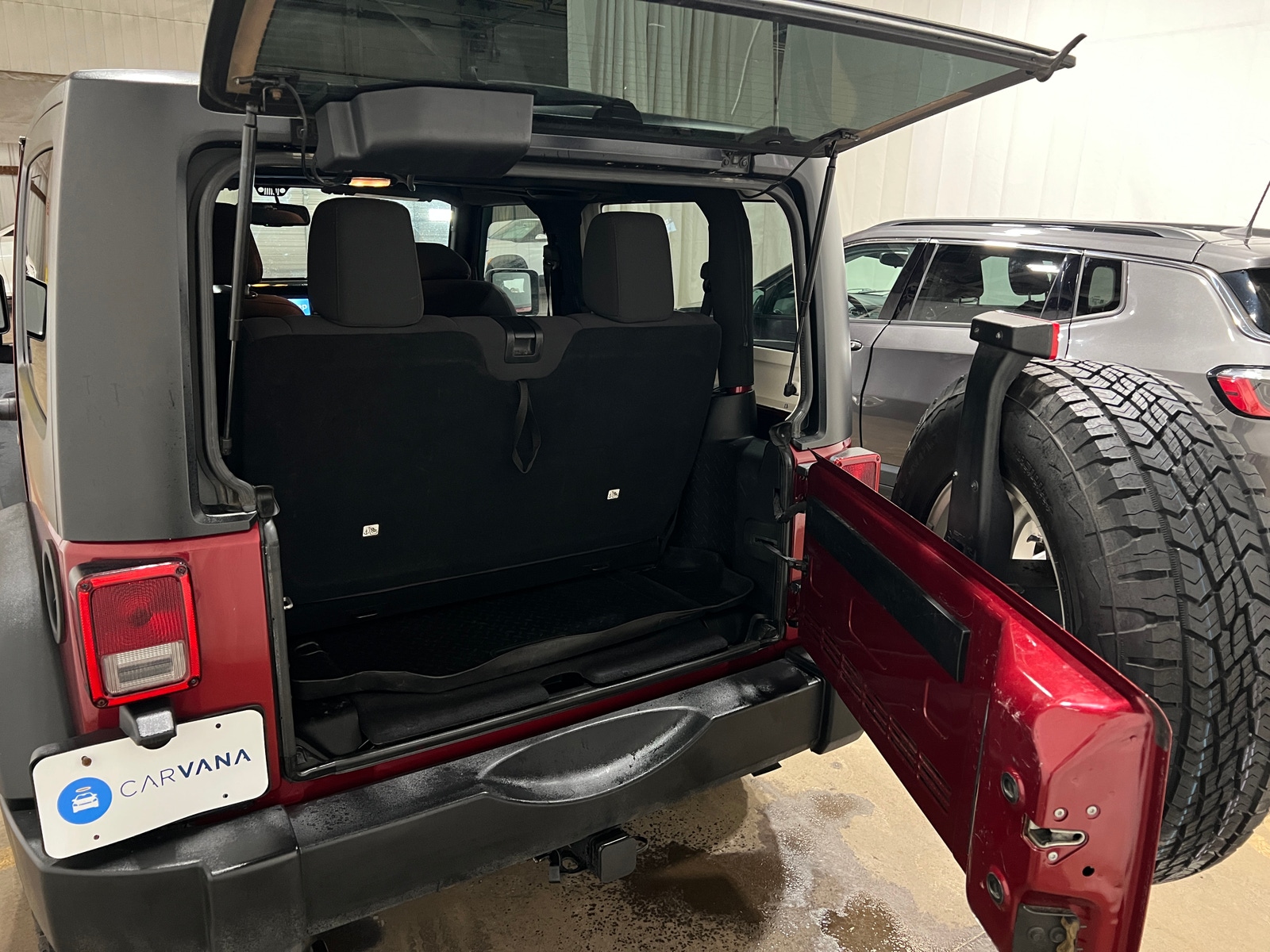 Thumbnail: 2013 Jeep Wrangler - 7