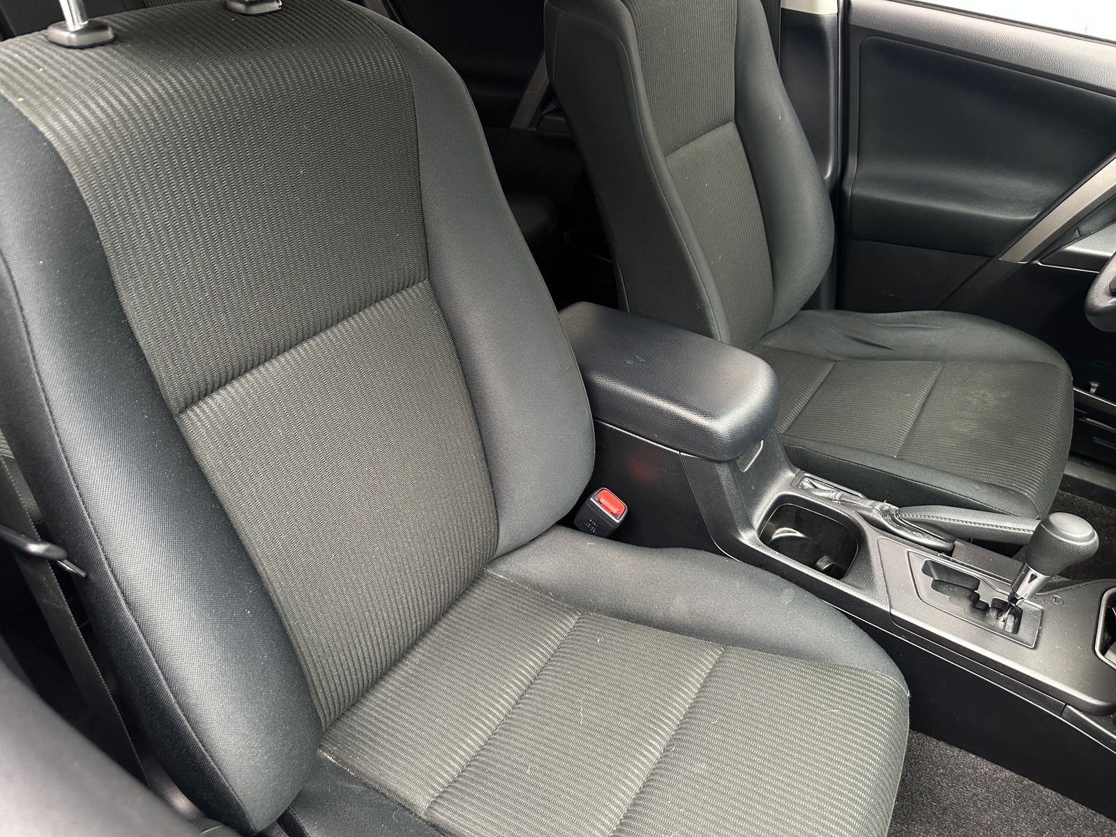 Thumbnail: 2017 Toyota RAV4 - 2