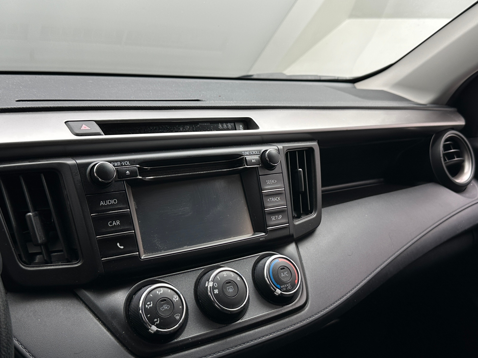 Thumbnail: 2017 Toyota RAV4 - 3