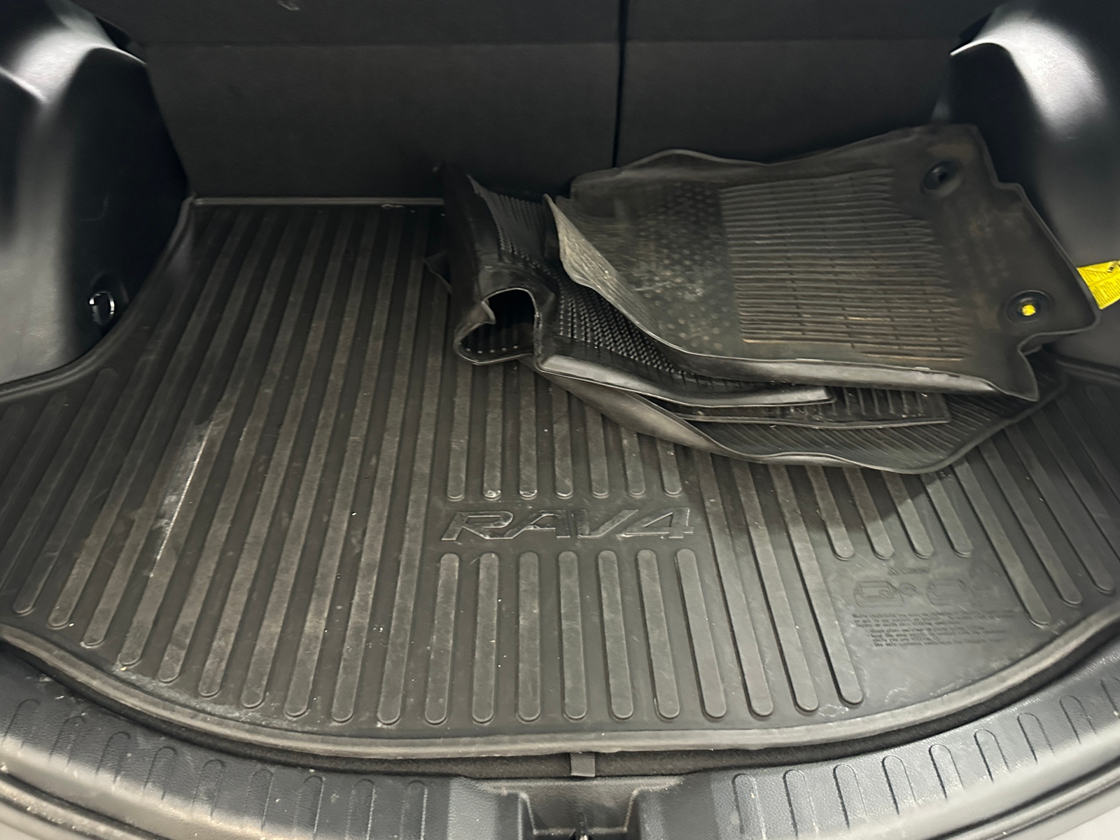 Thumbnail: 2017 Toyota RAV4 - 7