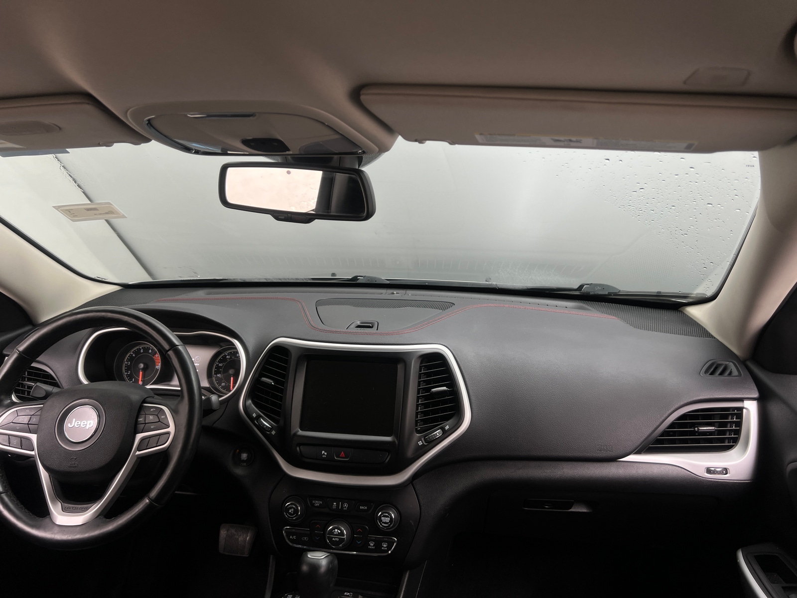 Thumbnail: 2018 Jeep Cherokee - 2