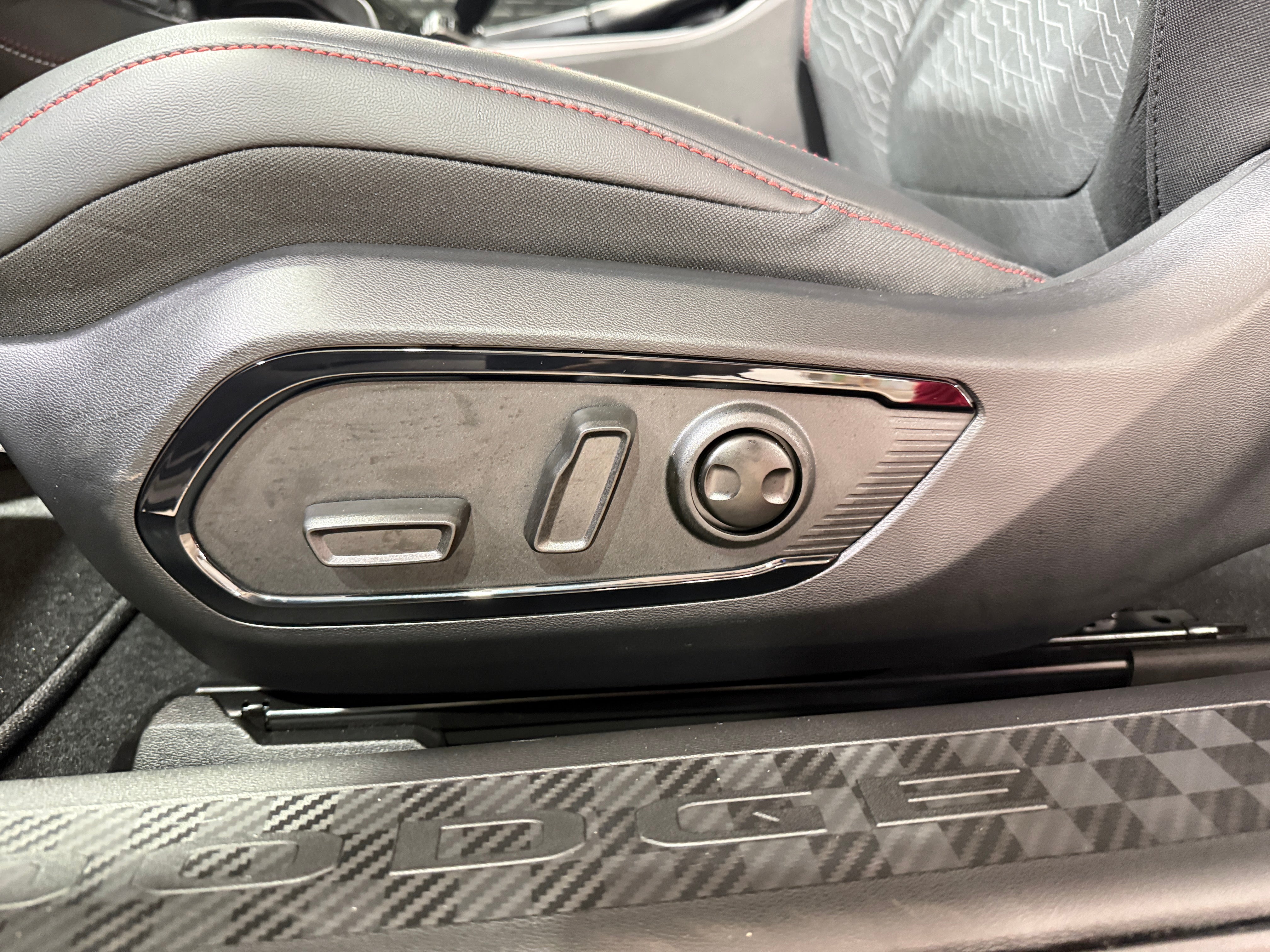 2026 Dodge Charger Scat Pack - Photo 8