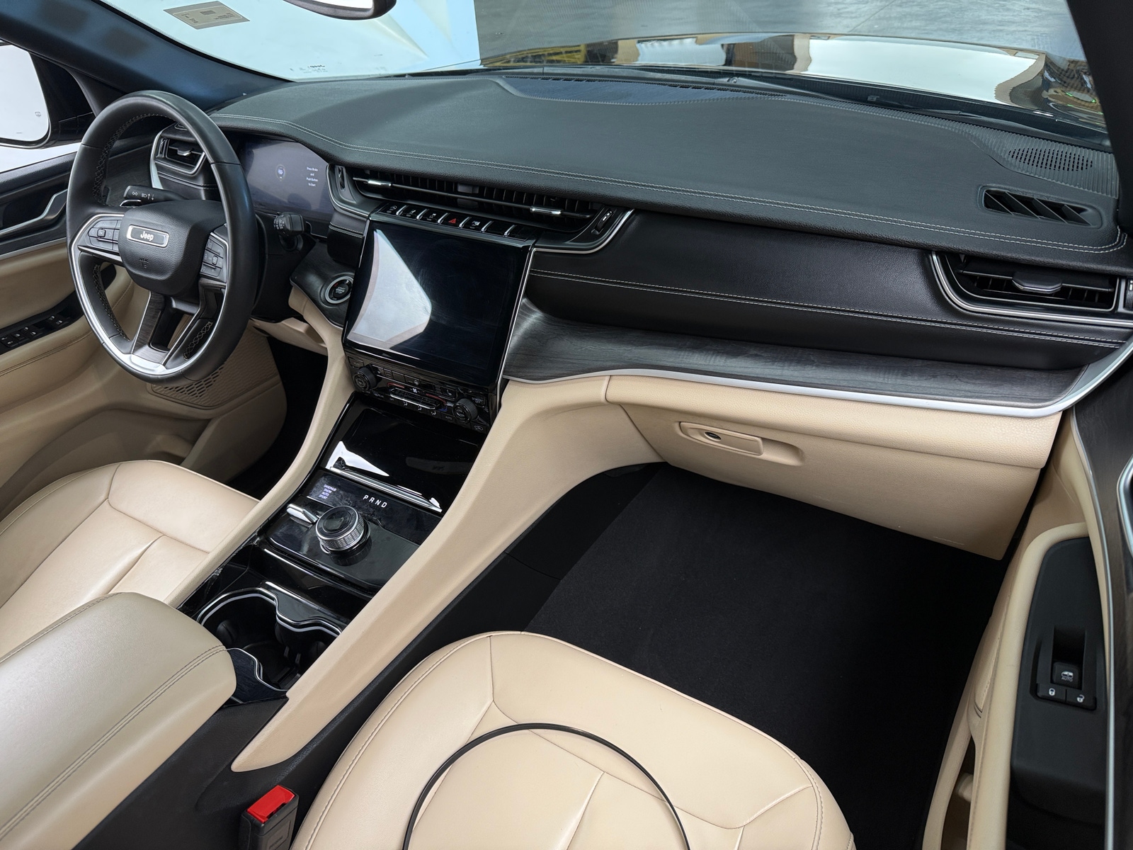 Thumbnail: 2023 Jeep Grand Cherokee - 2