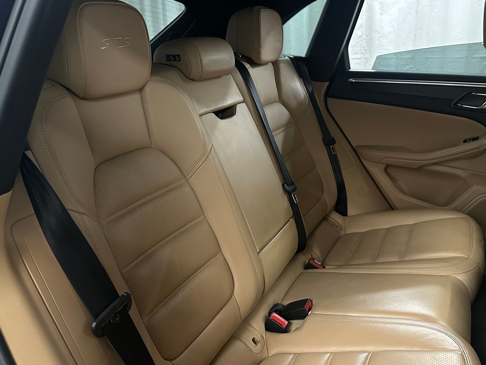 Thumbnail: 2018 Porsche Macan - 5