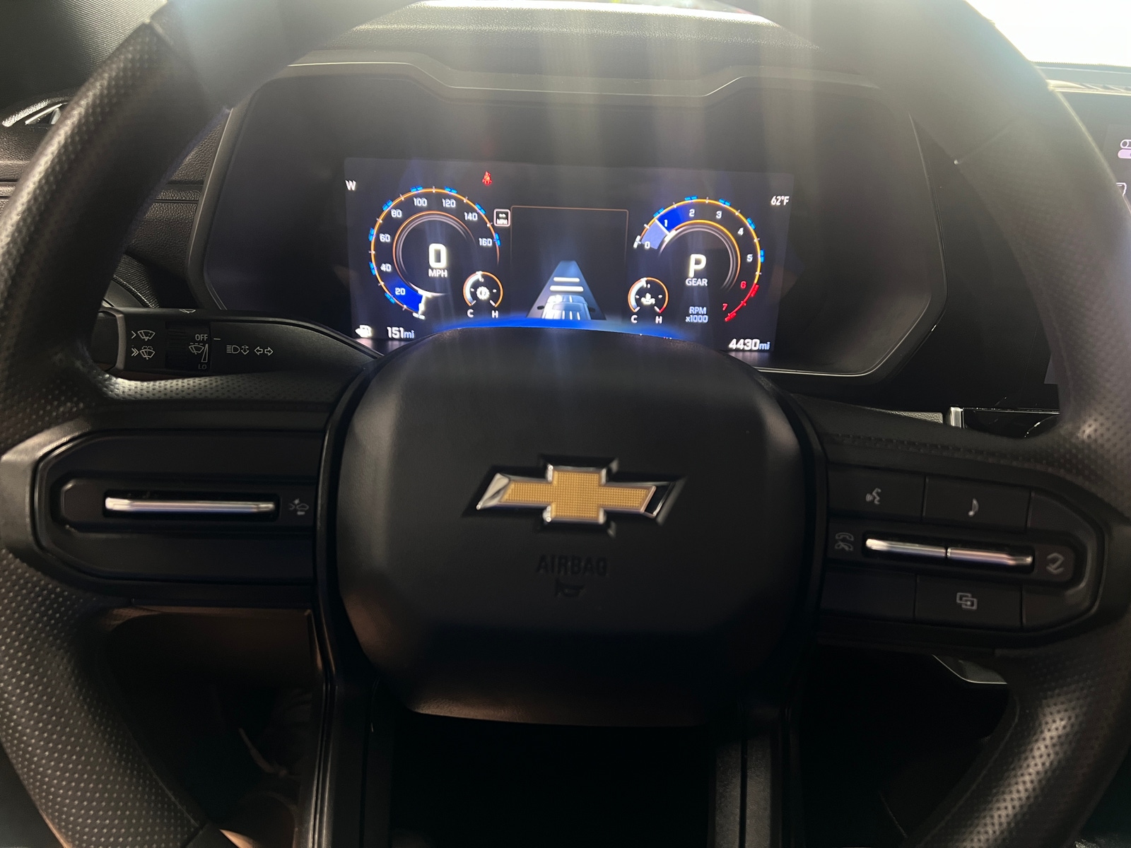 Thumbnail: 2024 Chevrolet Colorado - 5