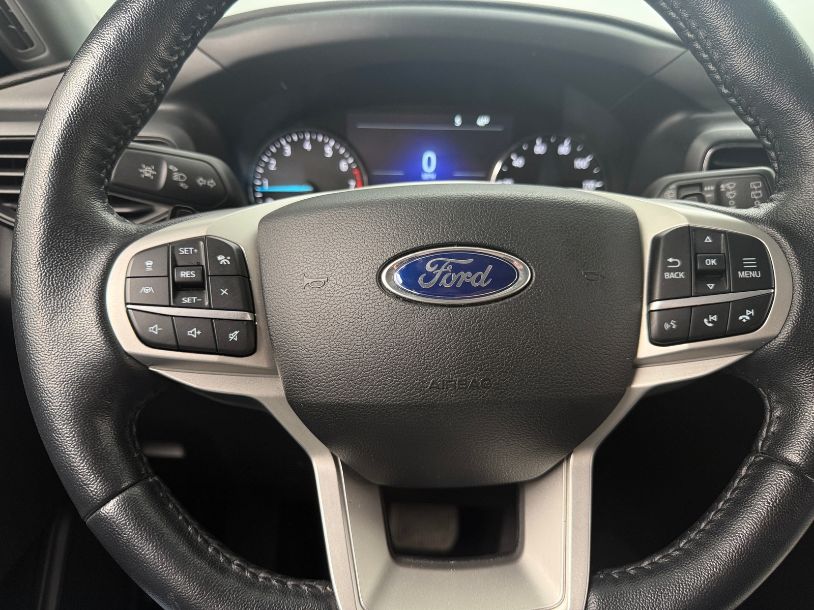 Thumbnail: 2021 Ford Explorer - 5