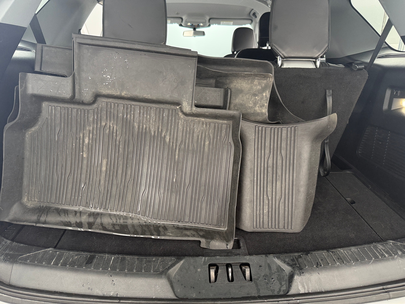 Thumbnail: 2021 Ford Explorer - 7