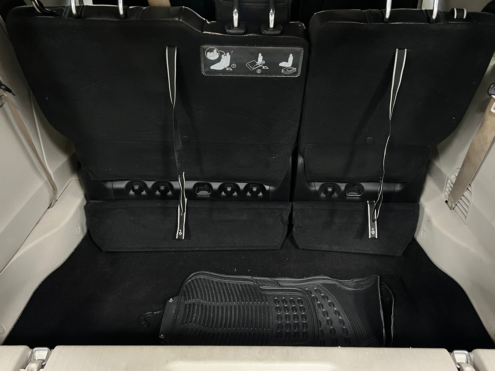 Thumbnail: 2021 Chrysler Pacifica - 6