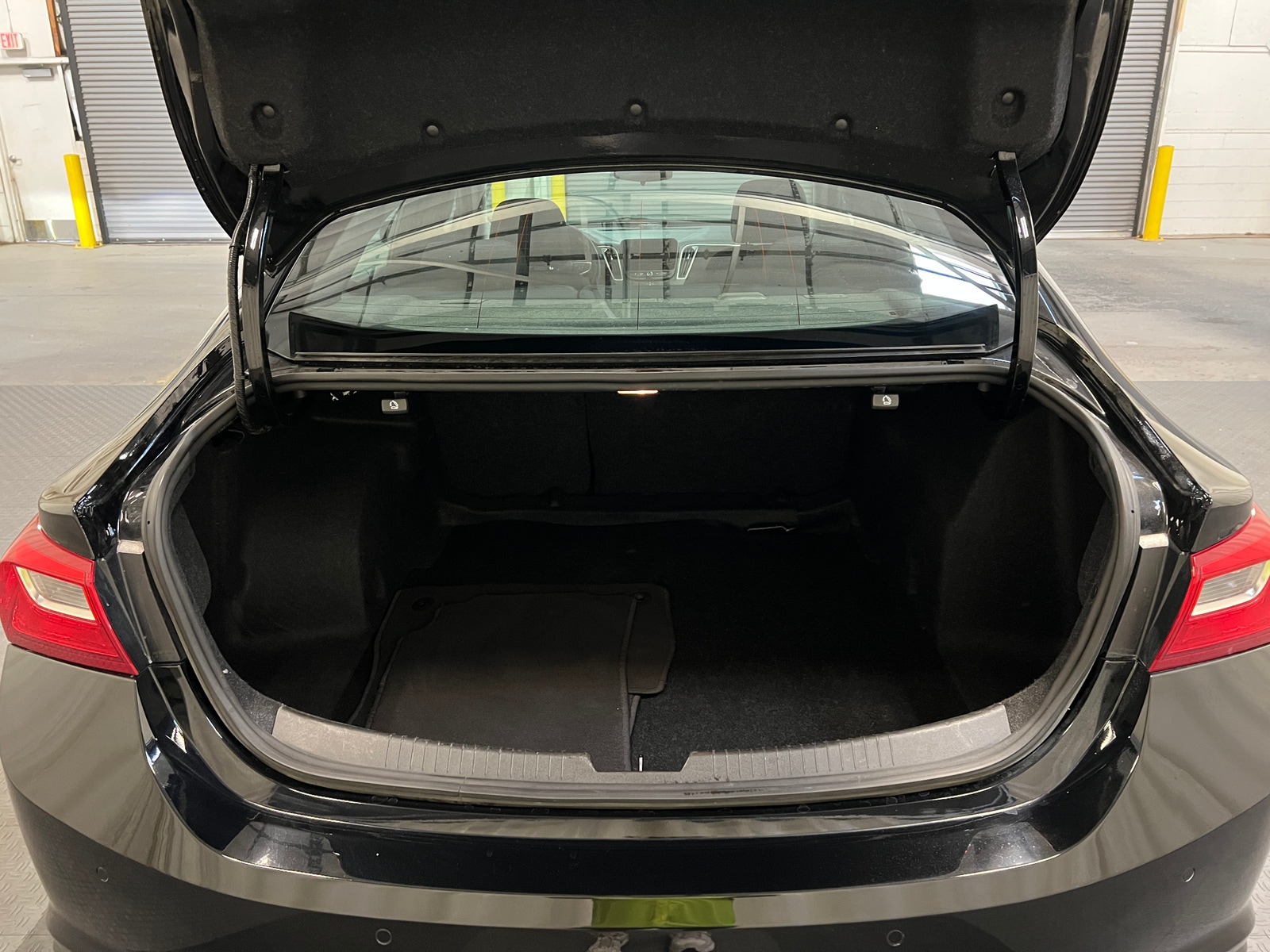 Thumbnail: 2024 Chevrolet Malibu - 7