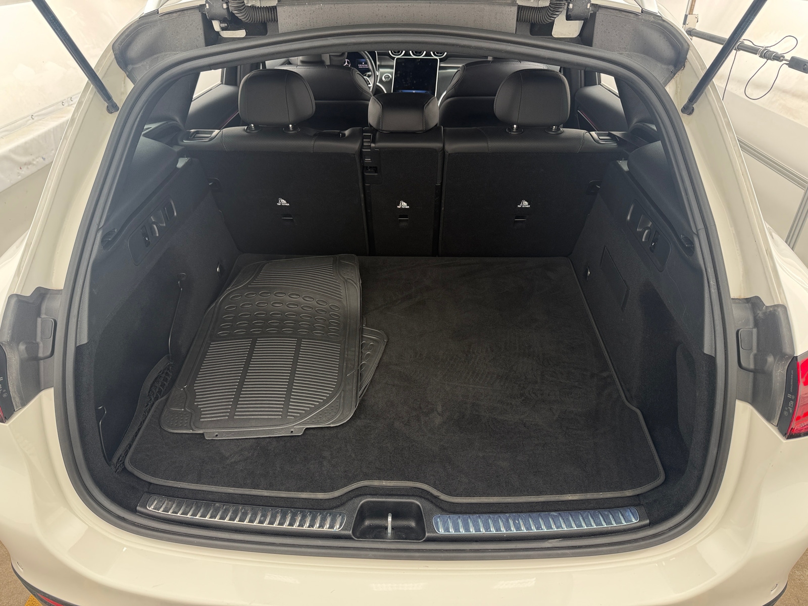 Thumbnail: 2024 Mercedes-Benz GLC - 7